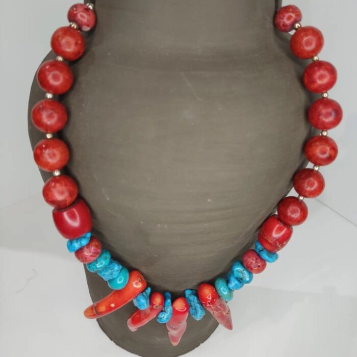 collar piedras